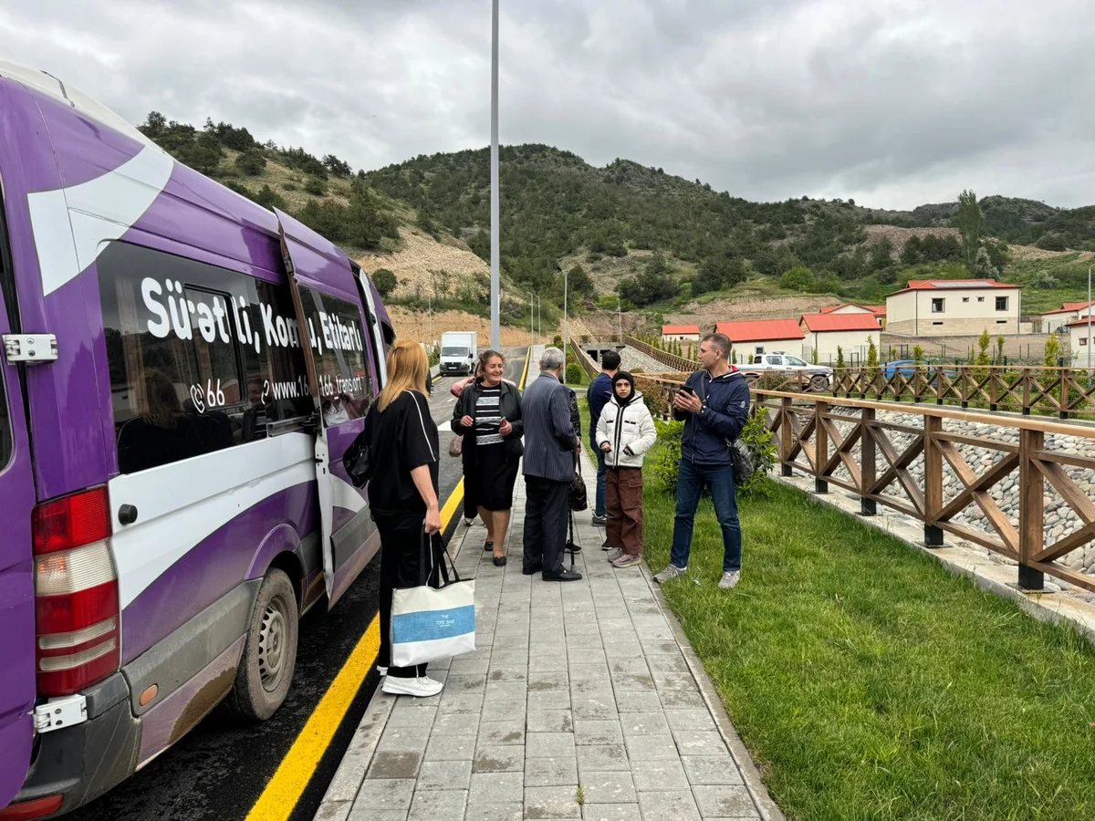 Köç karvanı Susa çatıb, açarlar sakinlərə təqdim edilib - YENİLƏNİB-2