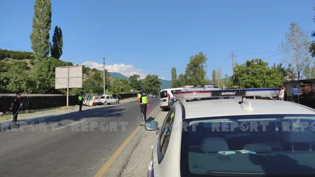 Şəkidə İnkassator və VAZ toqquşub, xəsarət alanlar var
