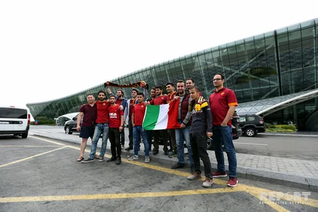 Roma komandası Qarabağla oyun üçün Bakıya gəlib - FOTO