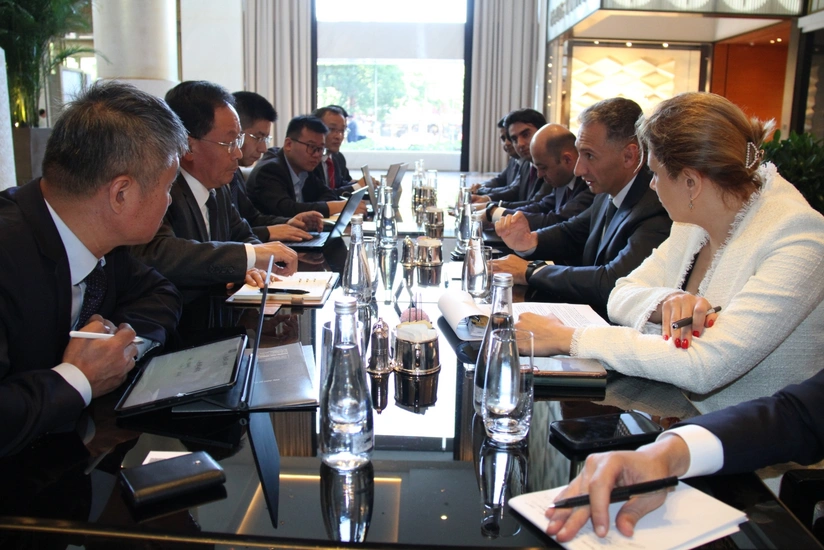 Азербайджан и Китай обсудили создание предприятий по производству электробусов