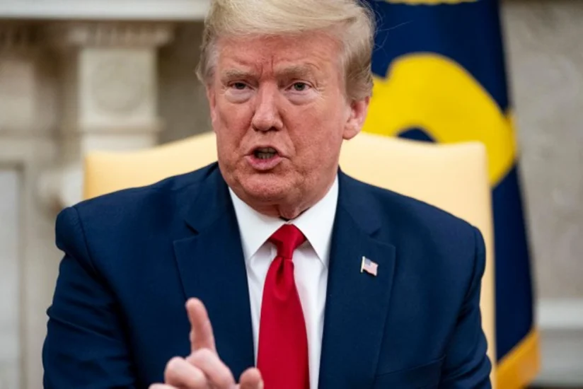 Трамп заявил об отступлении коронавируса в США