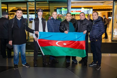Türkiyədə müalicə olunan daha 5 qazimiz sağalaraq Vətənə dönüb