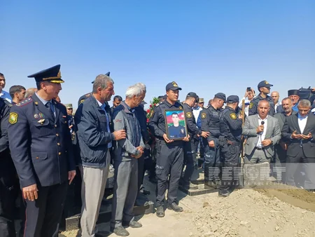 Yol qəzasında həlak olan polis serjantı Naxçıvanda dəfn edilib - YENİLƏNİB