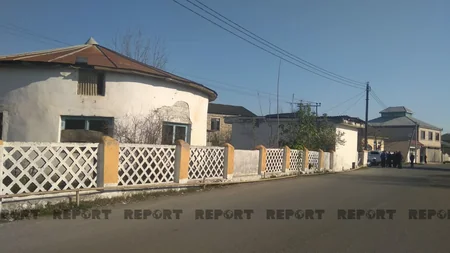 Lənkəranda 17 yaşlı oğlan atasının avtomobili ilə qəza törədib