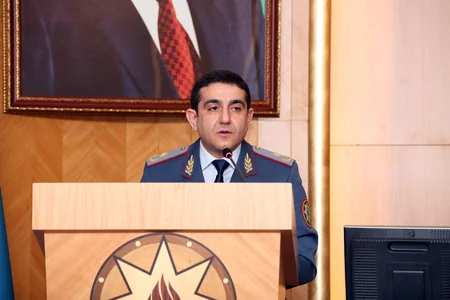 Dövlət Gömrük Komitəsində qadın namizədlərin iştirak etdiyi test imtahanına start verilib