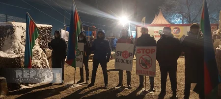Havanın soyuq olmasına baxmayaraq, Xankəndi-Laçın yolunda aksiya davam edir