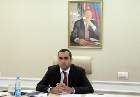 Nazirlik rəisi cəzalandırıb, 4 əməkdaşa töhmət verib
