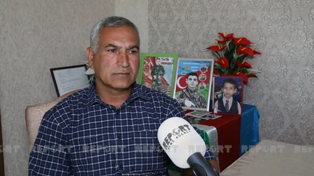 35 gün sonra nəşi tapılan şəhidin atası: Oğlumu əlindəki xaldan tanıdım - VİDEO