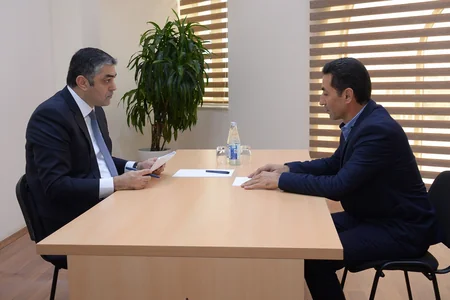 Nəqliyyat, rabitə və yüksək texnologiyalar naziri Salyanda vətəndaşlarla görüşüb