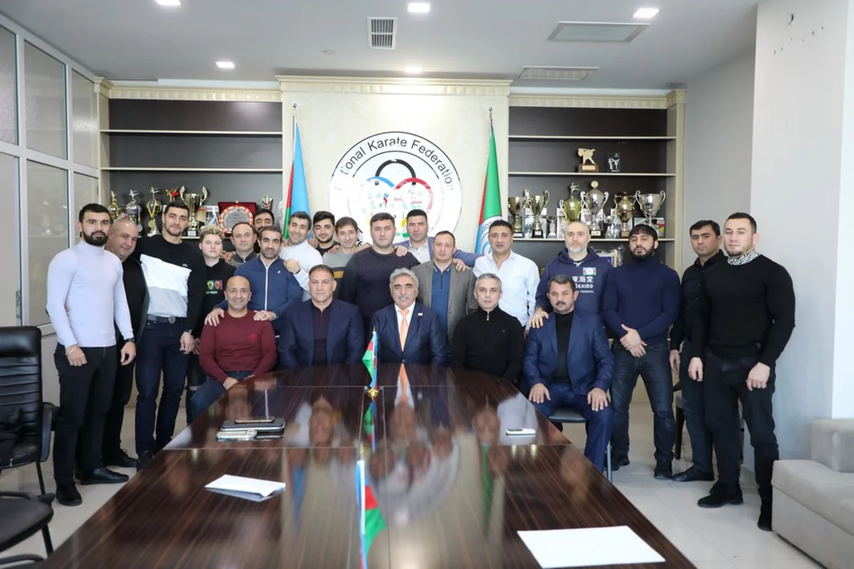 Azərbaycanın fərqlənən karateçilərinə pul mükafatları verilib