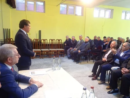 Deputatlığa namizəd Bəxtiyar Əliyev seçicilərlə görüşlərini davam etdirir