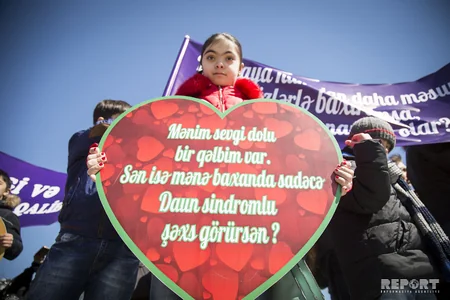 Daun Sindromu Günü ilə əlaqədar Bakıda “Biz də hamı kimiyik!” adlı yürüş keçirilib - FOTO