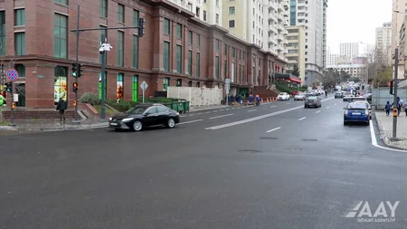 Bakının Həsən Məcidov küçəsinin bir hissəsi təmir olunub