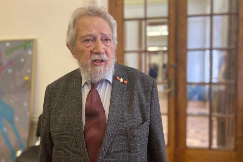 Russian art critic: Tahir Salahov is a legend