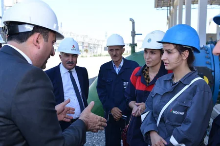 Azərikimya İstehsalat Birliyində ADNSU-nun rektoru ilə ilə görüş keçirilib