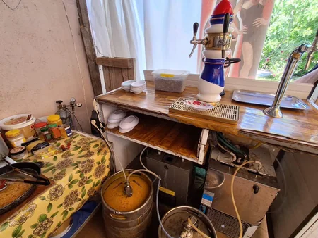 Naxçıvanda normativ tələbləri pozan kafenin fəaliyyəti məhdudlaşdırılıb