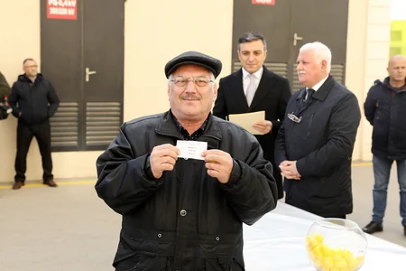 Şəhid ailələrinə, Qarabağ müharibəsi və 20 Yanvar əlillərinə 145 mənzil  təqdim edilib
