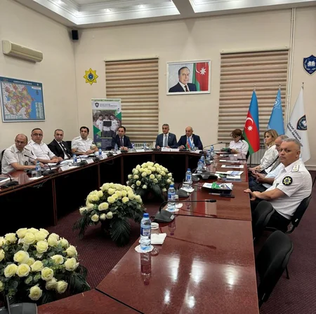 Anar Bağırov magistrantların dissertasiyalarının müdafiəsində iştirak edib