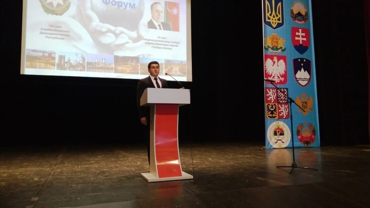 Novosibirskdə “Dostluq Körpüsü” forumu keçirilib - FOTO