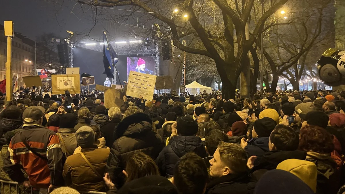 Slovaks protest criminal code reforms as vote looms