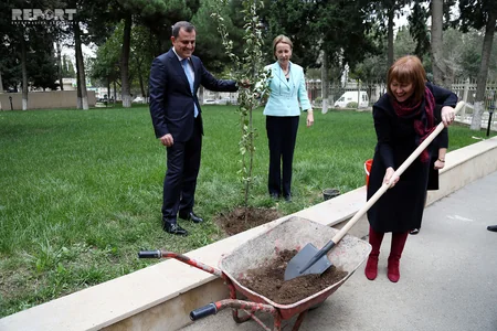 В Азербайджане сдан Учебно-ресурсный центр для педагогов английского языка