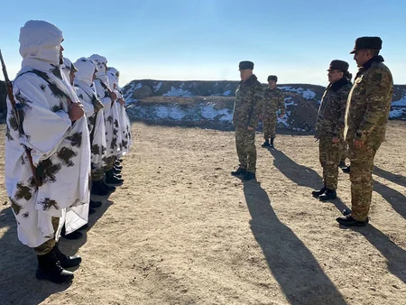 Проверена боеготовность воинских частей в Кяльбаджаре и Лачыне