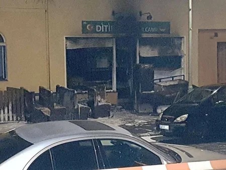 В Германии совершены нападения на три мечети и турецкий культурный центр