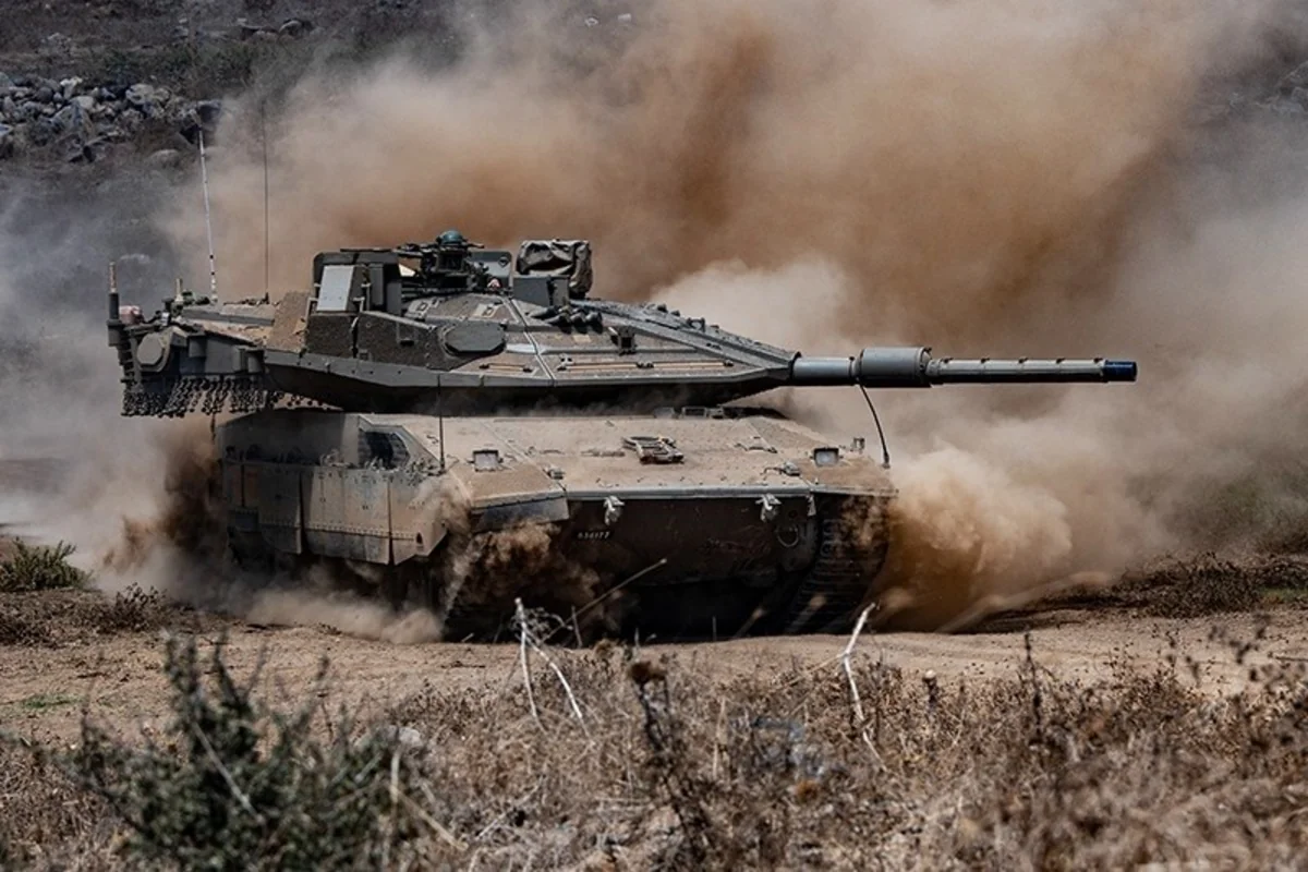 İsrail tankları Suriyada xəstəxana binasını atəşə tutub
