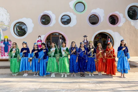 Dövlət Komitəsinin təşkilatçılığı ilə keçirilən yay düşərgəsi başa çatıb