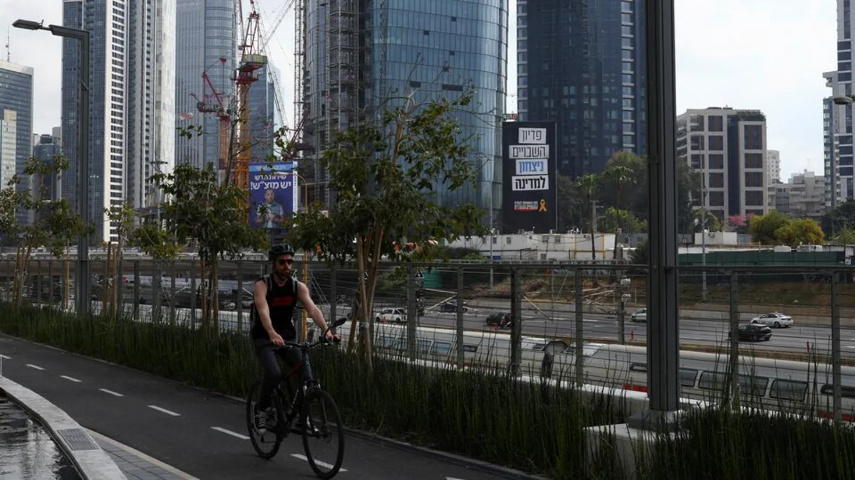 Israel closes schools over security concerns