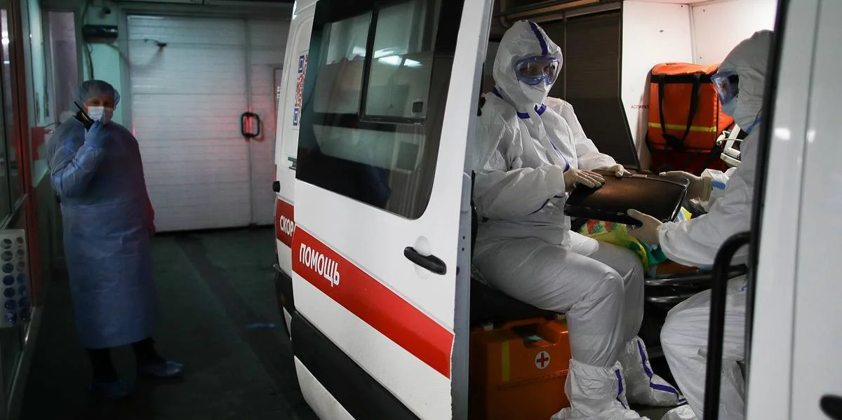 Rusiyada koronavirusa yoluxanların sayı 634,4 mini ötdü