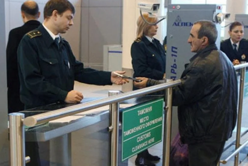 ​В Оренбурге задержали азербайджанца с поддельным документом