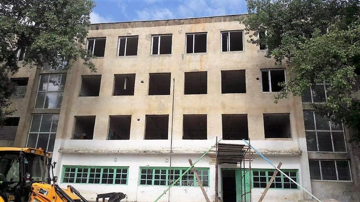 Gürcüstanda Azərbaycandilli məktəbdə təmir-bərpa işləri davam edir - FOTO