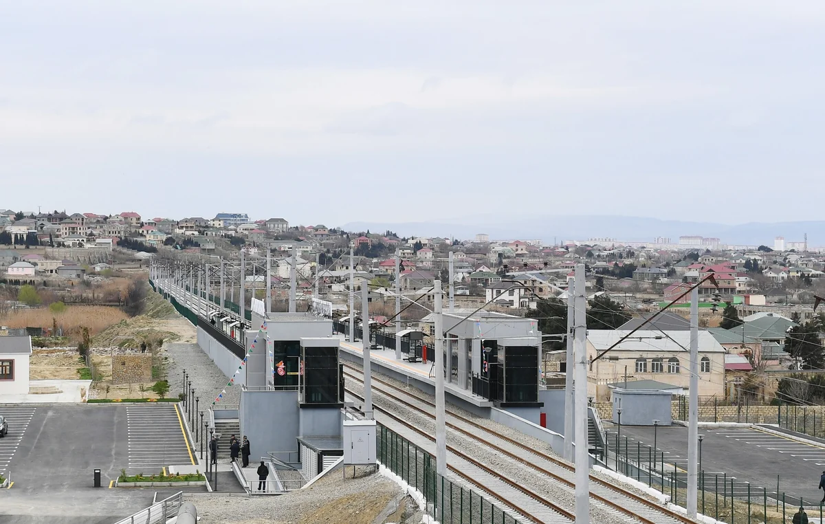 Abşeron dairəvi dəmir yolu bayramda işləyəcək - CƏDVƏL