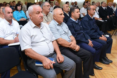 Azərikimyada Etilen-Polietilen Zavodunda aparılmış təmirin nəticələrinə həsr olunmuş müşavirə keçirilib