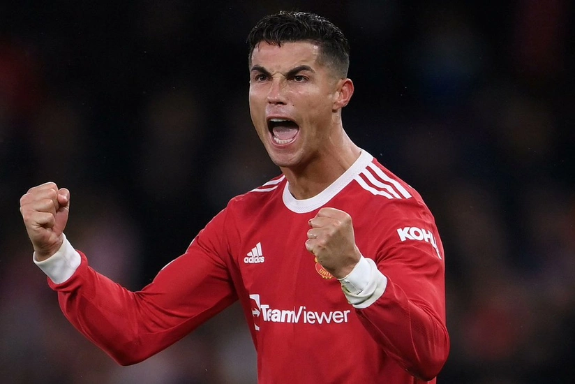 Ronaldo sets Champions League record