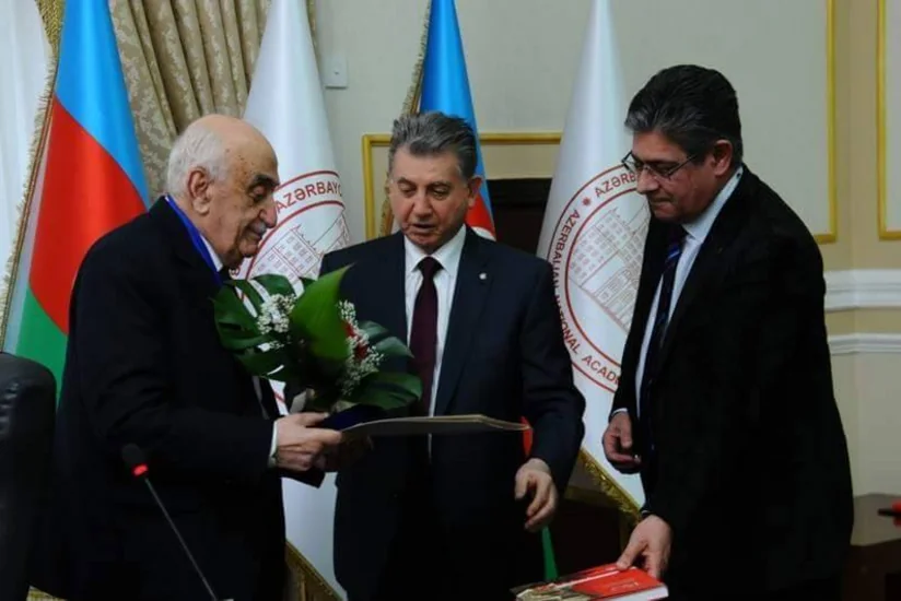 Akademik Xoşbəxt Yusifzadə Rusiya Təbiət Elmləri Akademiyasının Elm və incəsənət cəngavəri fəxri adına layiq görülüb