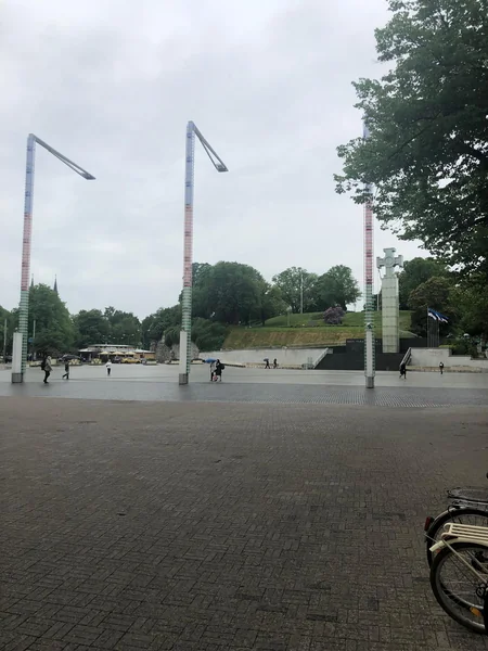 Estoniyanın Azadlıq meydanı Azərbaycan bayrağının rənglərində işıqlandırılıb