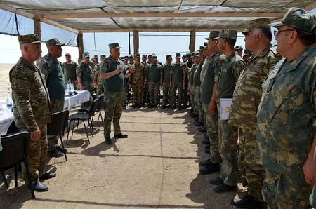 Baş Qərargah rəisi mühəndis bölmələrinin taktiki-xüsusi təlimini izləyib