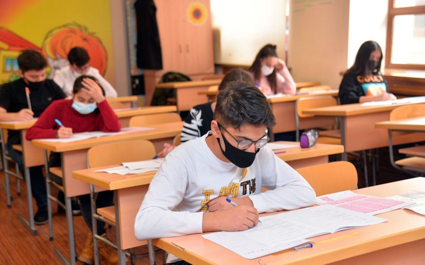 BŞTİ: 20 nömrəli məktəb-liseydə tədris ikinövbəli keçiriləcək