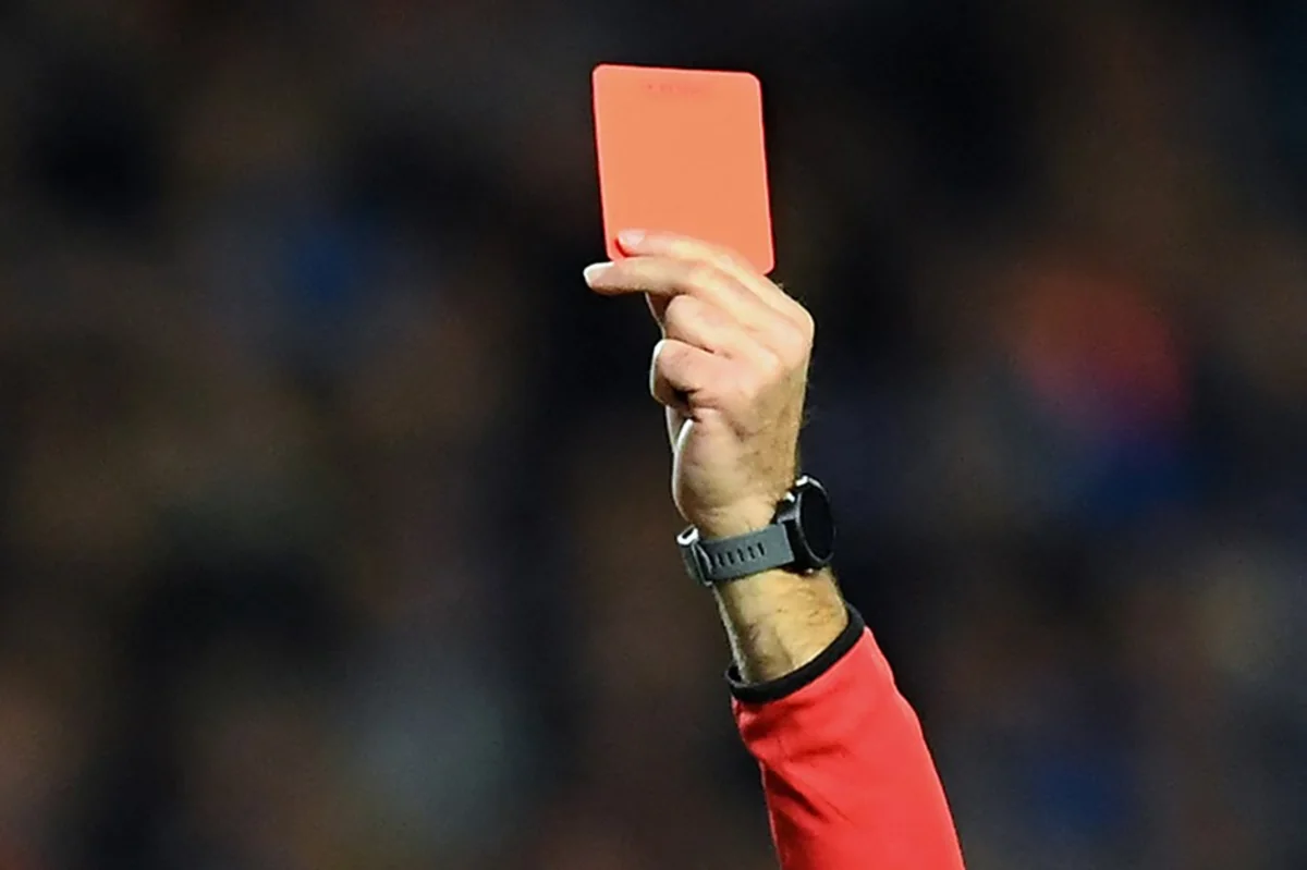 Azərbaycan çempionatında ən çox sarı və qırmızı vərəqə alan komandalar bəlli olub - ARAŞDIRMA
