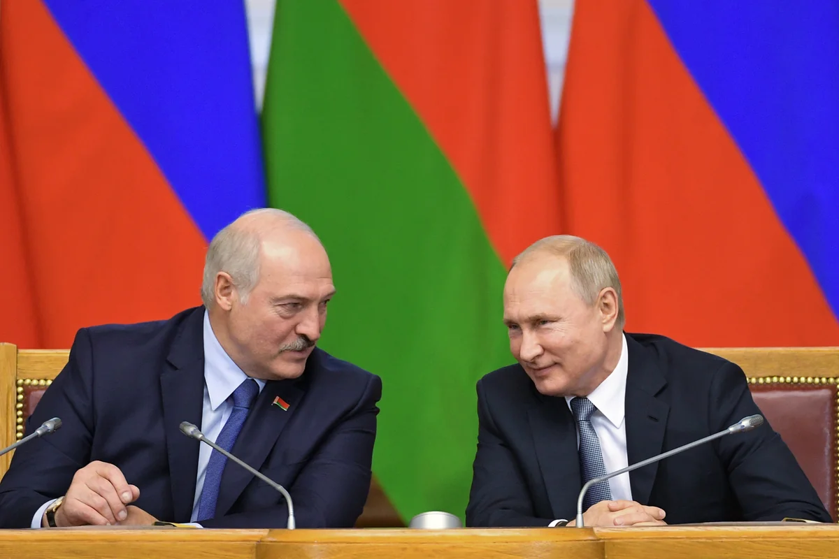 Lukaşenko Putinlə həmfikir olduğunu bildirib