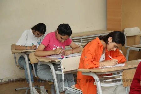 I və IV ixtisas qrupu üzrə qəbul imtahanları keçirilib, 9 nəfərin nəticəsi ləğv edilib