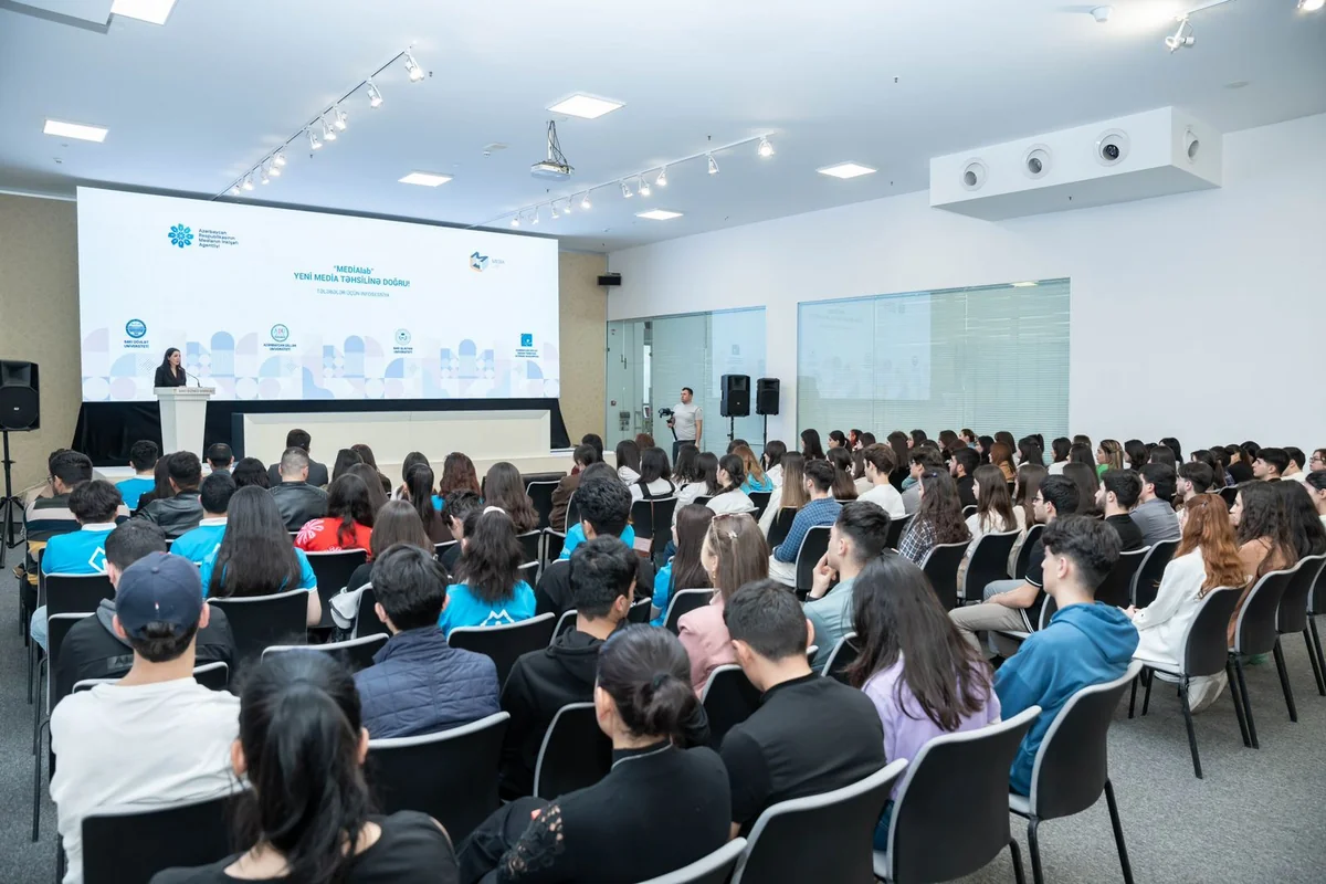 MEDİA tələbələr üçün infosessiya keçirib