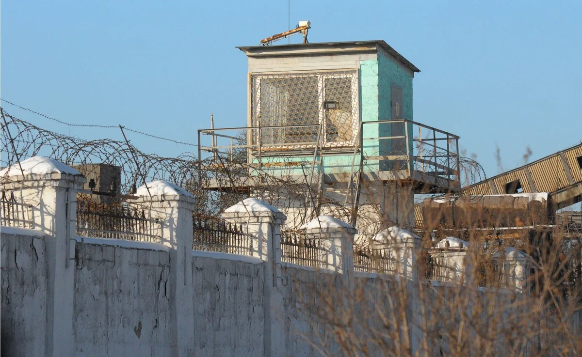 Penitensiar xidmətin əsgəri özünü güllələyərək intihar edib