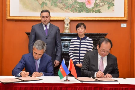 Executive Director of Heydar Aliyev Foundation discusses cooperation in Beijing