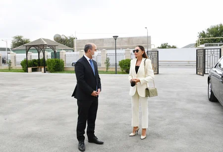 Mehriban Aliyeva views conditions created at newly-built school in Bina settlement