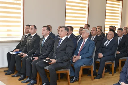 Naxçıvan Dövlət Vergi Xidmətinin rəisi kollektivə təqdim olunub