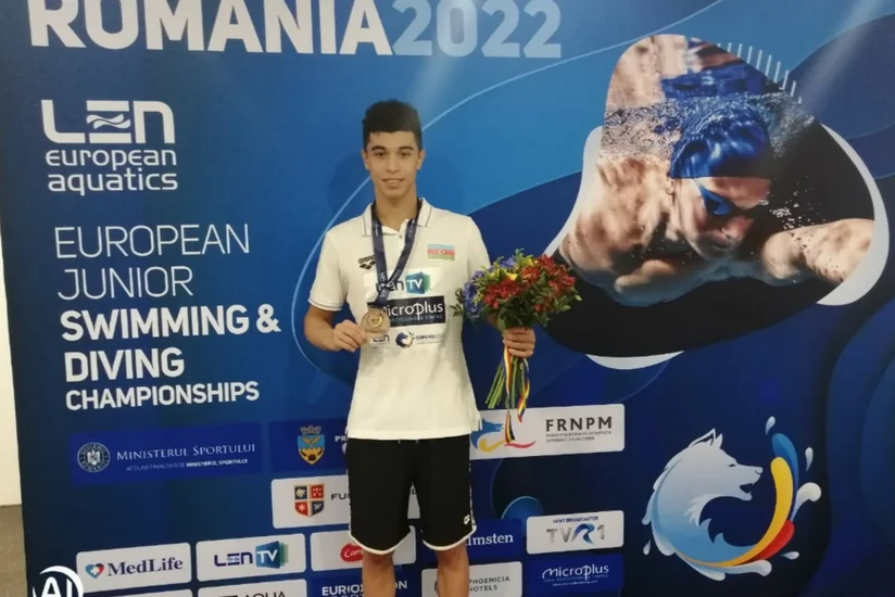 European Championship: Azerbaijani swimmer achieves historic success