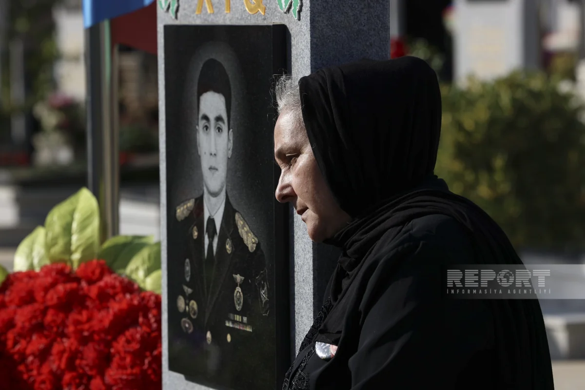 İkinci Fəxri xiyabanda Vətən müharibəsinin ildönümü ilə əlaqədar anım mərasimi başlayıb -YENİLƏNİB